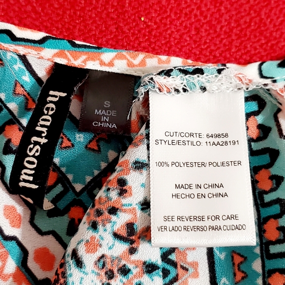 Heartsoul Flowy drawstring neckline chevron graphic top tunic Sm - Picture 7 of 7